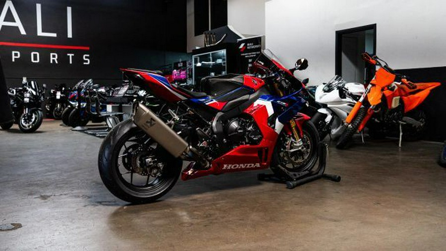 2021 Honda CBR1000RR-R Fireblade SP