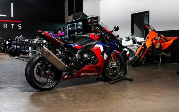 2021 Honda CBR1000RR-R Fireblade SP