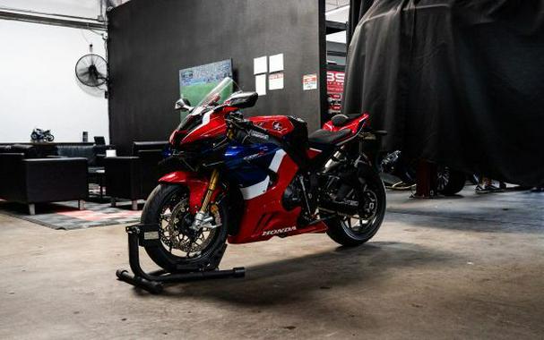 2021 Honda CBR1000RR-R Fireblade SP