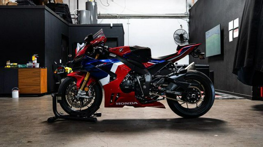 2021 Honda CBR1000RR-R Fireblade SP