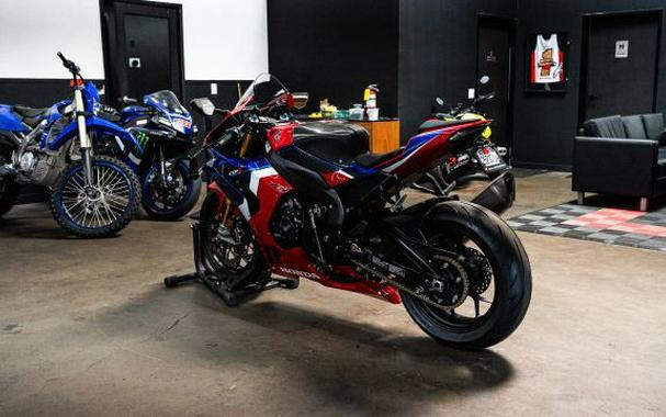 2021 Honda CBR1000RR-R Fireblade SP