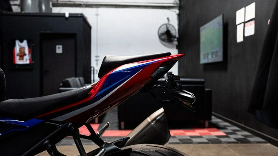 2021 Honda CBR1000RR-R Fireblade SP