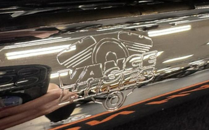 2023 Harley-Davidson Softail FLHCSANV - Heritage Classic Anniversary Edition