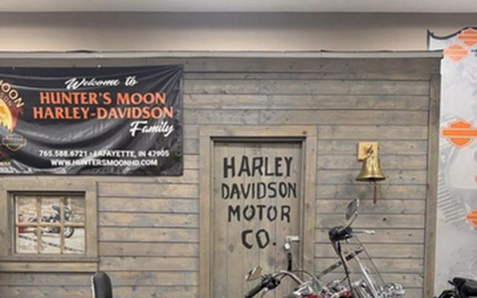 2023 Harley-Davidson Softail FLHCSANV - Heritage Classic Anniversary Edition