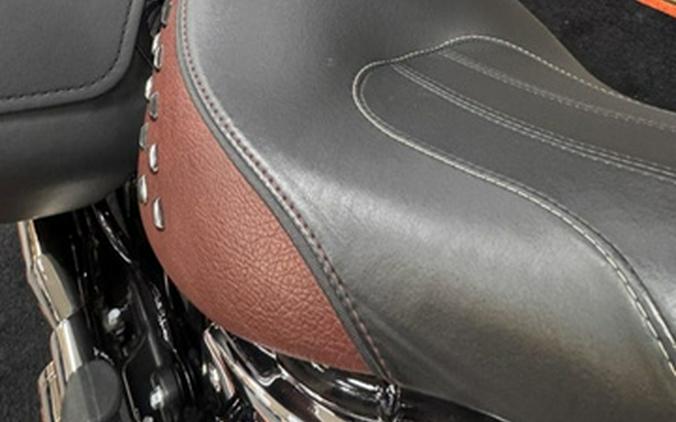 2023 Harley-Davidson Softail FLHCSANV - Heritage Classic Anniversary Edition