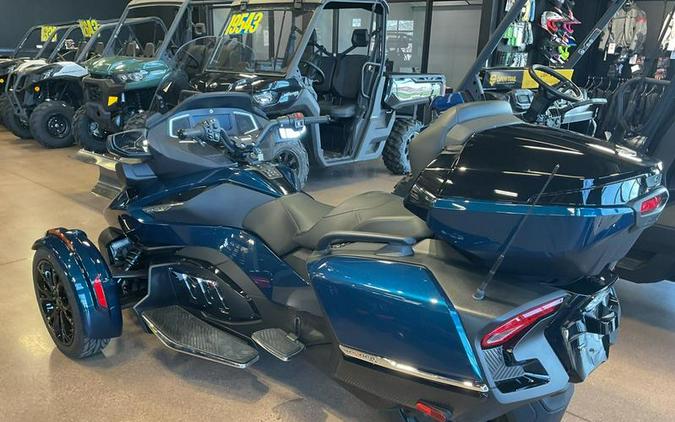 2021 Can-Am® Spyder® RT Limited Dark