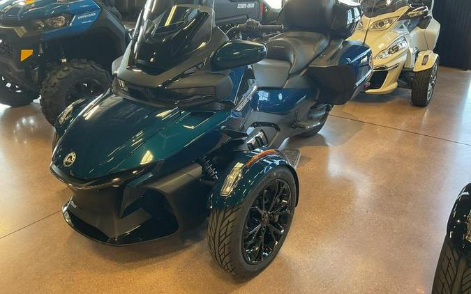 2021 Can-Am® Spyder® RT Limited Dark