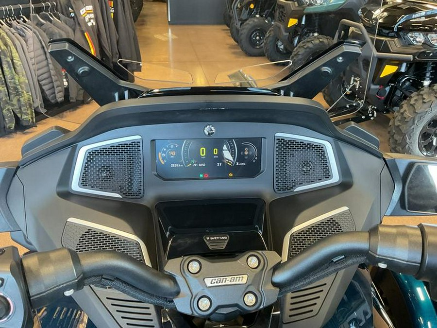 2021 Can-Am® Spyder® RT Limited Dark