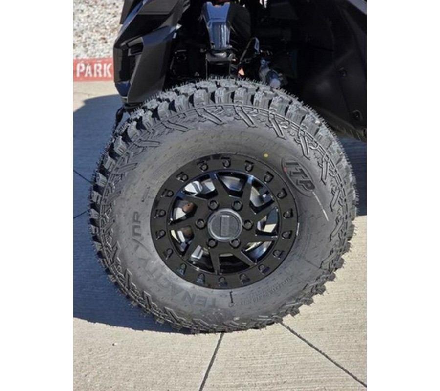 2026 Can-Am Maverick R X RS With Smart-Shox Triple Black