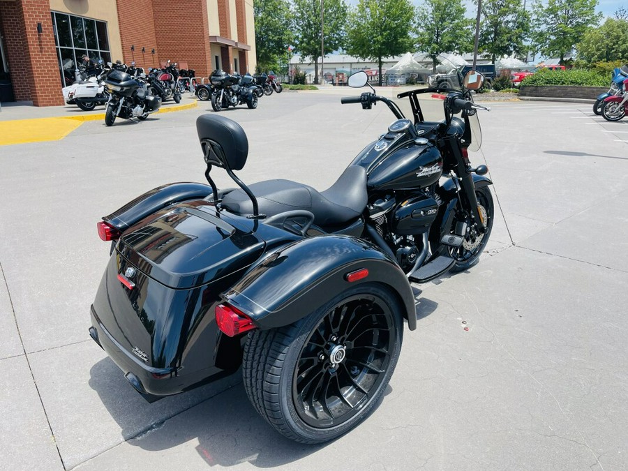 2024 Harley-Davidson Freewheeler FLRT