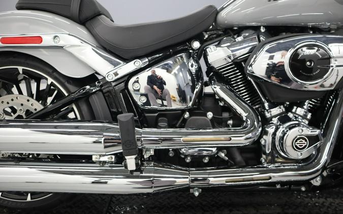 2025 Harley-Davidson Breakout