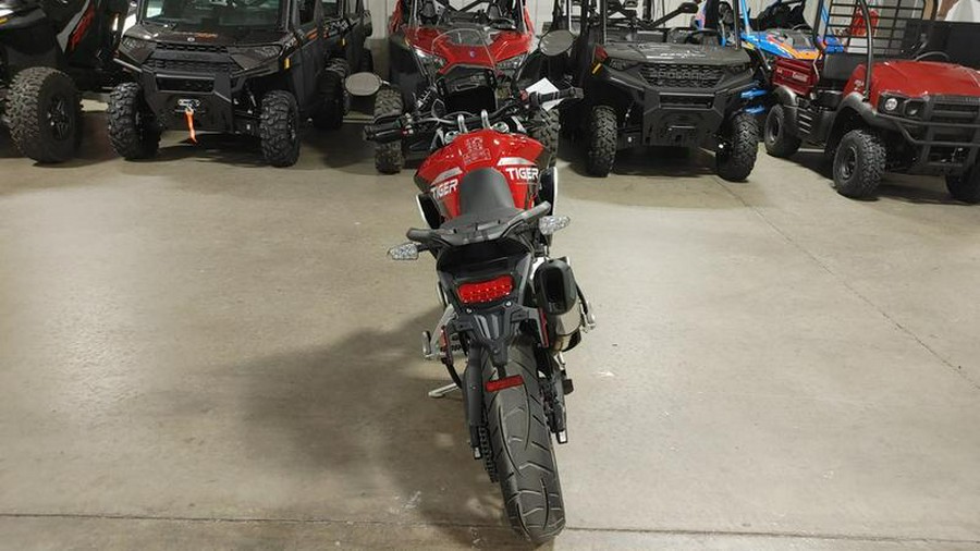 2024 Triumph Tiger 900 GT Aragon Edition Diablo Red/Phantom Black