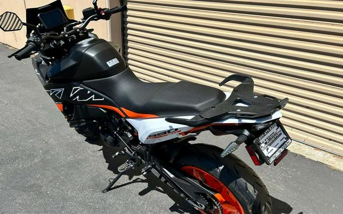 2024 KTM 890 SMT