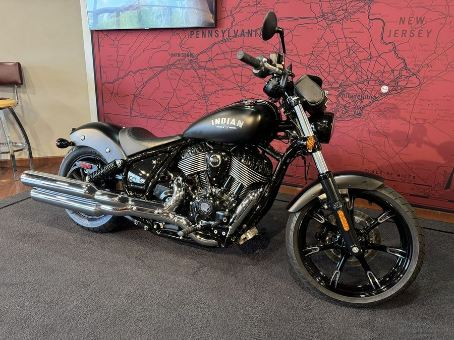 2022 Indian Motorcycle® Chief Dark Horse® Black Smoke