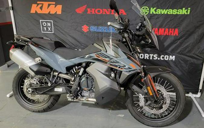 2022 KTM 890 Adventure