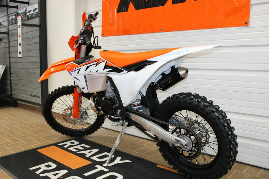 2023 KTM 250 XC