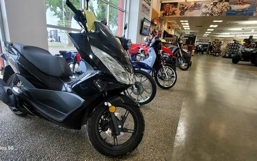 2015 Honda® PCX150