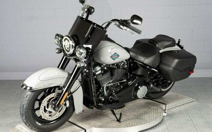 2025 Harley-Davidson Heritage FLHC