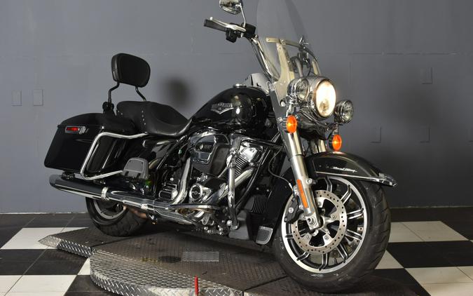 2019 Harley-Davidson Road King Classic Vivid Black FLHR