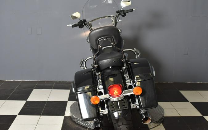 2019 Harley-Davidson Road King Classic Vivid Black FLHR