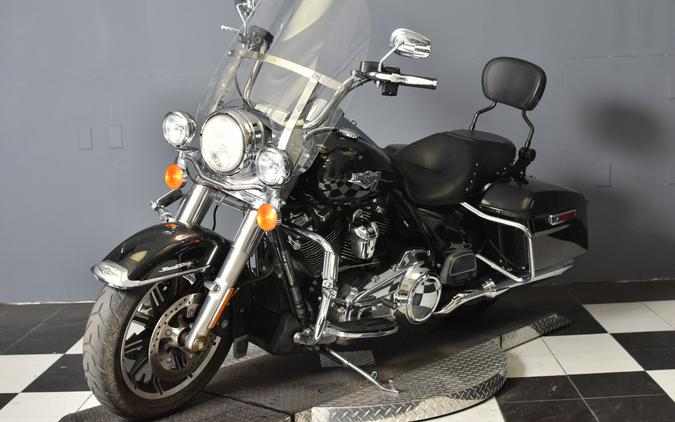 2019 Harley-Davidson Road King Classic Vivid Black FLHR
