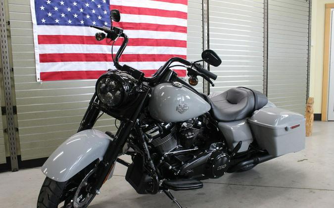 2024 Harley-Davidson® FLHRXS - Road King® Special