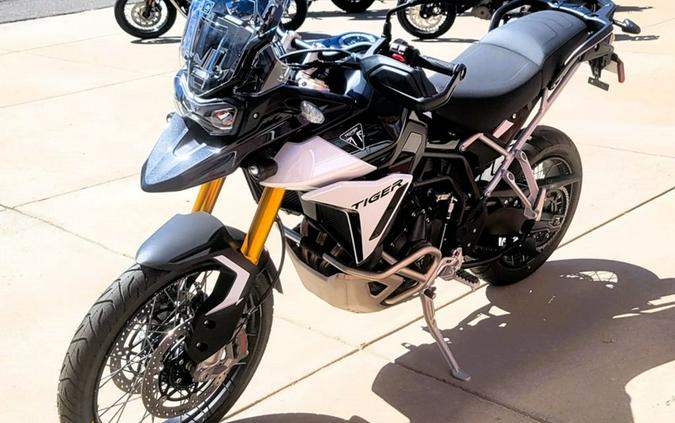 2024 Triumph Tiger 900 Rally Pro Carbon Black / Sapphire Black