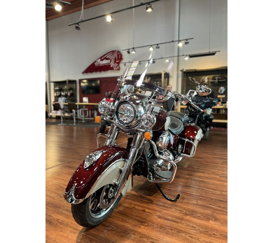2025 Indian Motorcycle® Springfield® Maroon Metallic/Silver Quartz Metallic