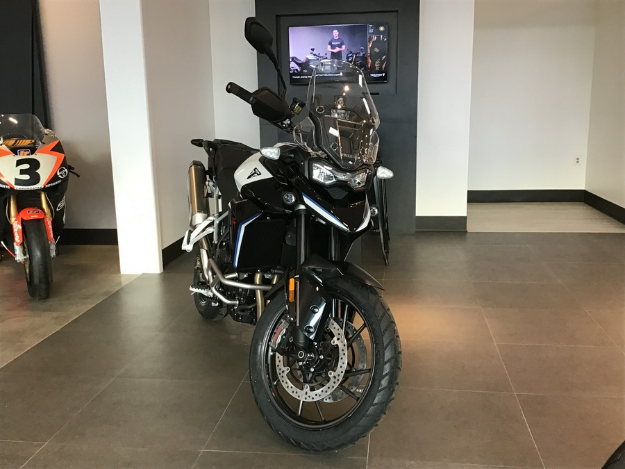 2026 Triumph Tiger 900 Alpine Edition