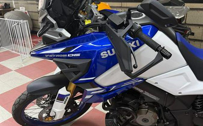 2024 Suzuki V-Strom 1050DE Adventure