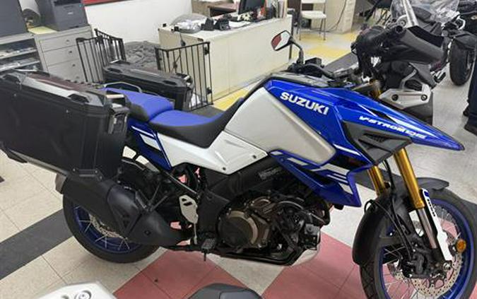 2024 Suzuki V-Strom 1050DE Adventure