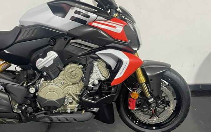 2026 Ducati Diavel V4 RS Livery