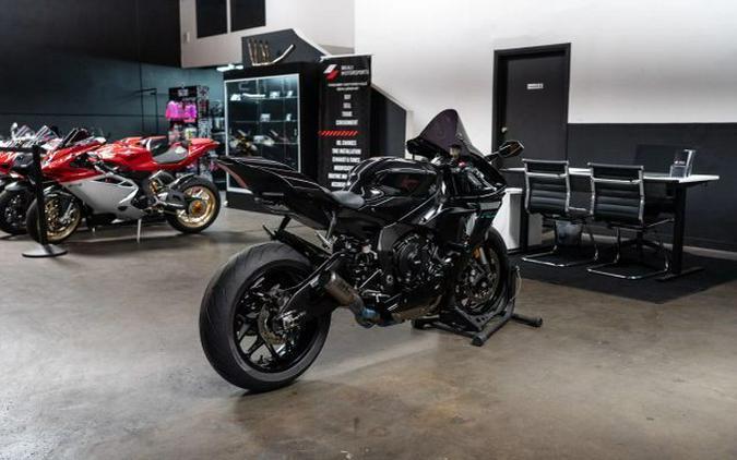2022 Yamaha YZF-R1