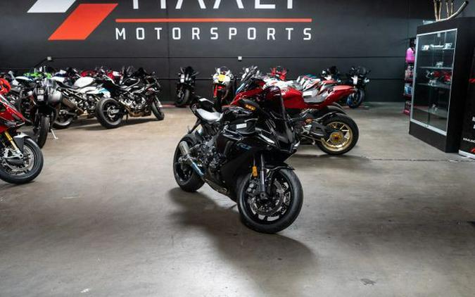 2022 Yamaha YZF-R1