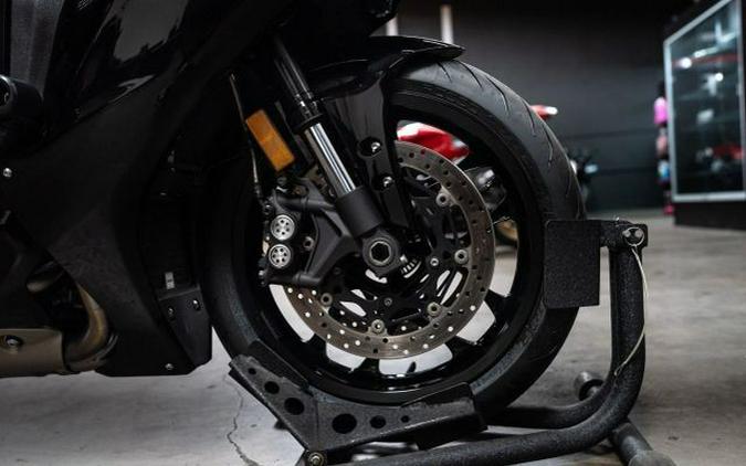 2022 Yamaha YZF-R1