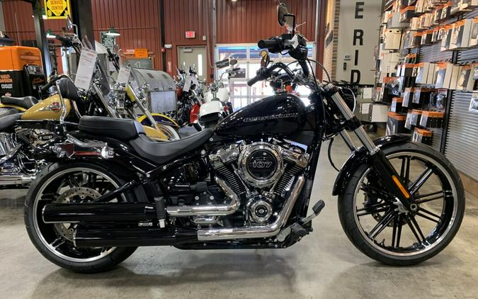 Harley-Davidson Breakout 107 2019 FXBR Vivid Black