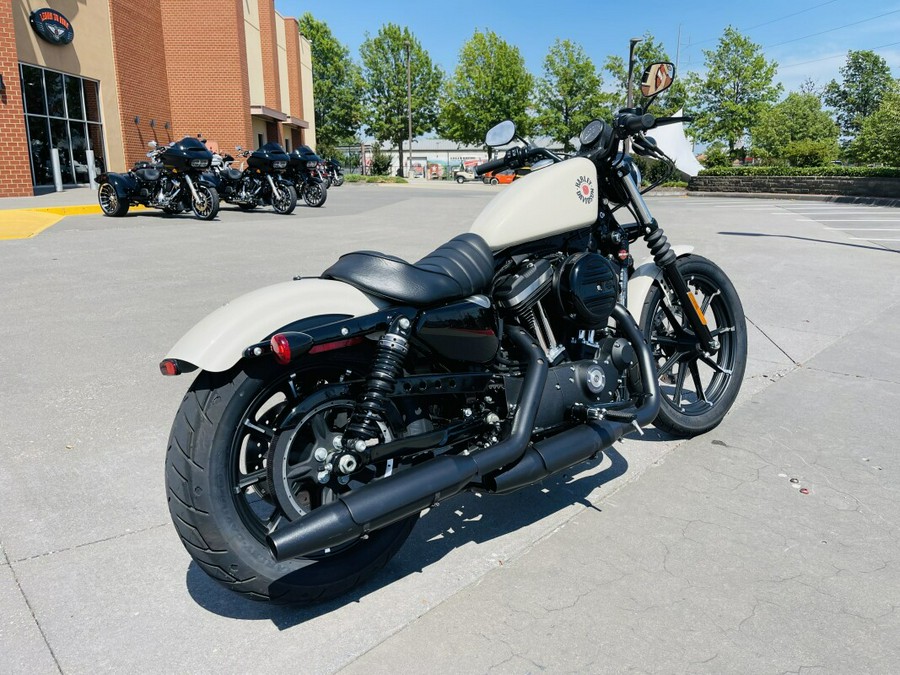 2022 Harley-Davidson Iron 883 XL883N