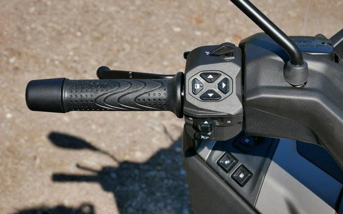 2024 Piaggio MP3 530 Exclusive