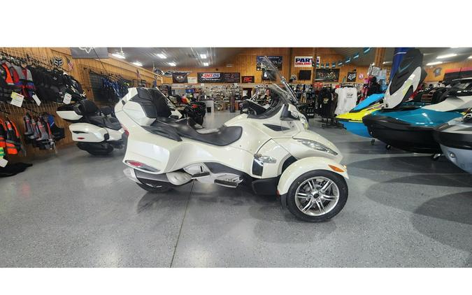 2011 Can-Am SPYDER RT LIMITED White SE5