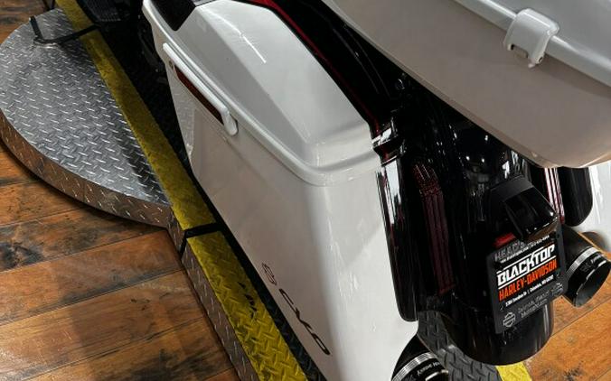 2021 Harley-Davidson® CVO™ Street Glide® GREAT WHITE PEARL & BLK HOL