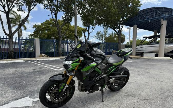 2024 Kawasaki Z900 SE ABS