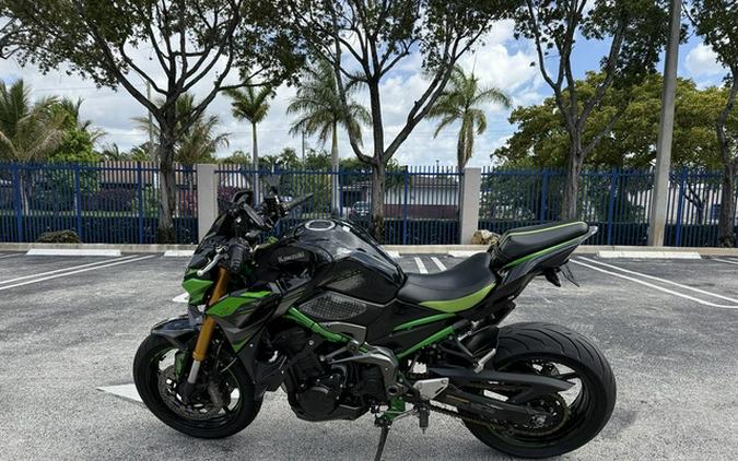2024 Kawasaki Z900 SE ABS