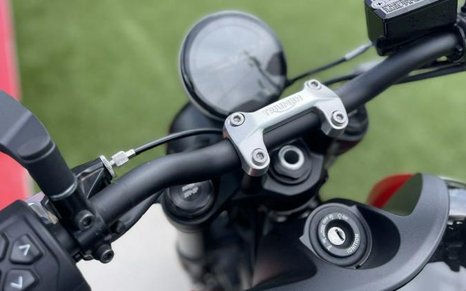 2025 Triumph Trident 660