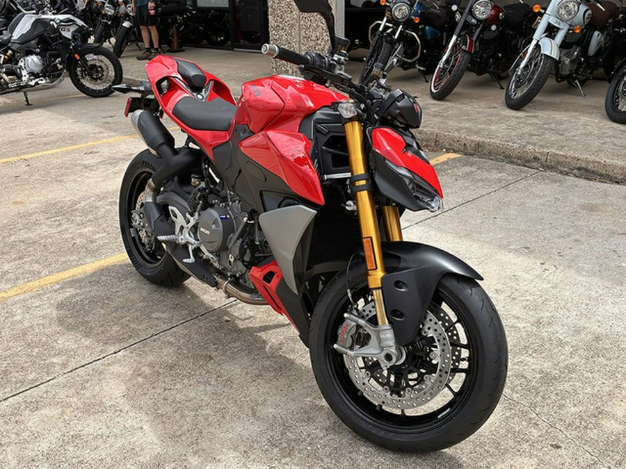 2026 Ducati Streetfighter V2 S Ducati Red