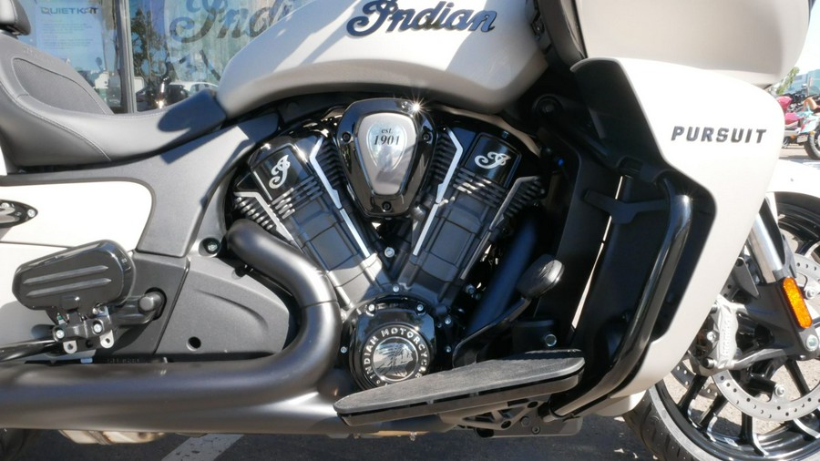 2023 Indian Motorcycle Pursuit® Dark Horse®