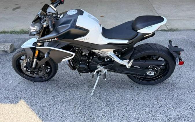 2024 CFMOTO 800NK
