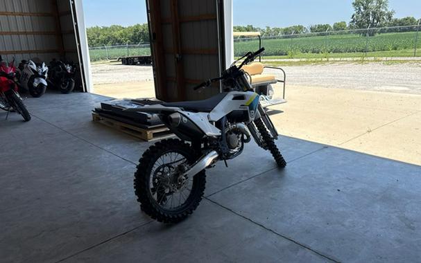 2025 Husqvarna Motorcycles FC 450