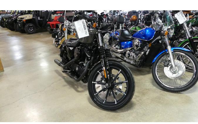 2019 Harley-Davidson® SPORTSTER IRON 883