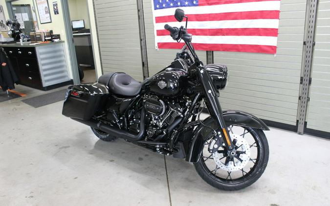 2024 Harley-Davidson® FLHRXS - Road King® Special