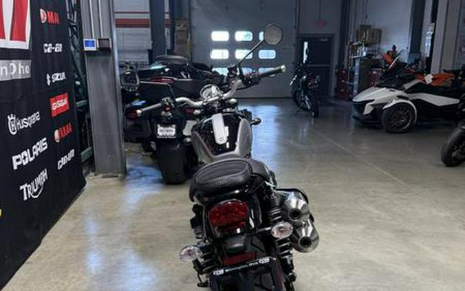 2025 Triumph SCRAMBLER 900...ICON